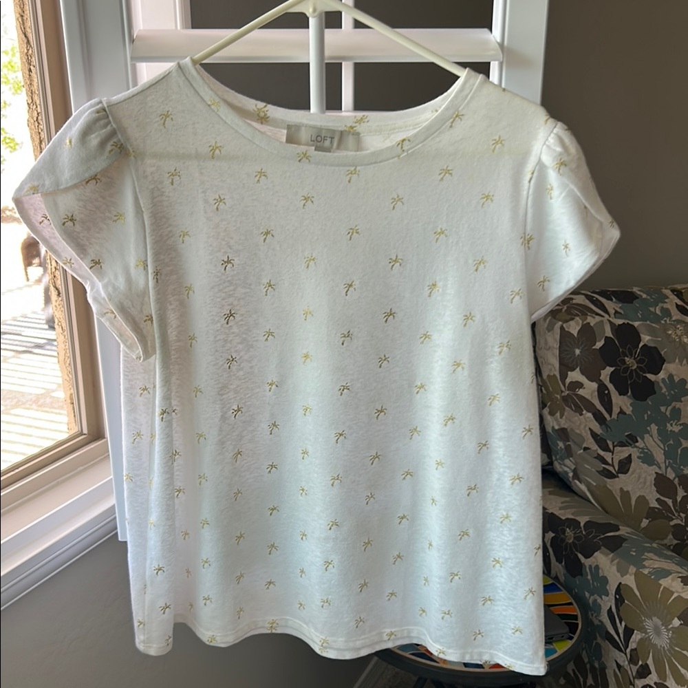 LOFT White and Gold Short Sleeve Tee